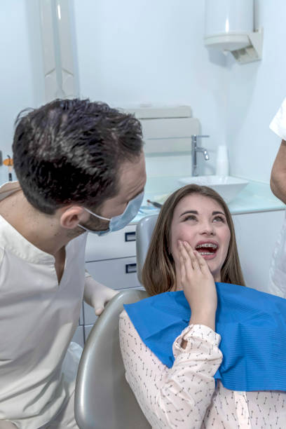 Best Emergency Dentist for Knocked-Out Tooth in Loretto, TN